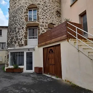 https://tour-medievale-de-lan-mille.hotels-rhonealpes.com